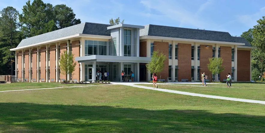 Richard Bland College of William & Mary - Navitas USA